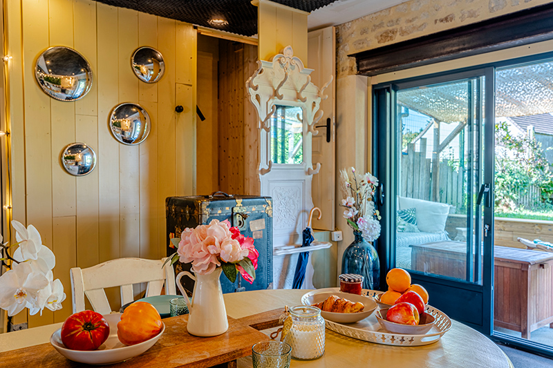 Coin repas et petit déjeuner agréable